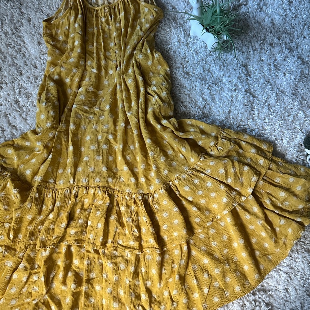 Universal Thread Boho Indie Hippie flowy midi summer polka dot yellow dr…